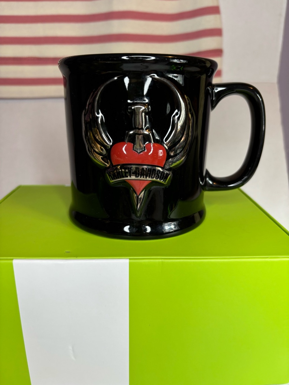 Harley-Davidson Black Mug with Red Heart and Silver Wings